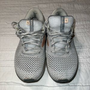 Brooks Revel 2 Women Size 10